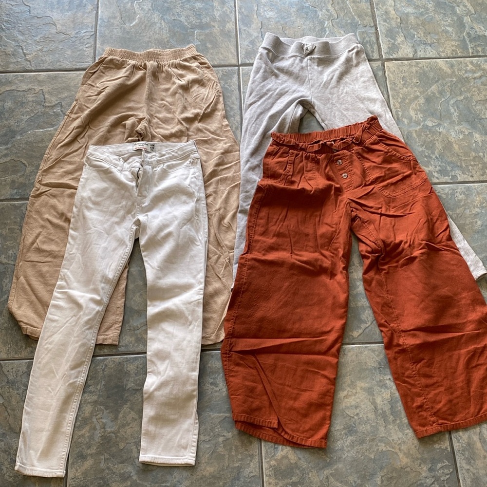 Set of kids pants